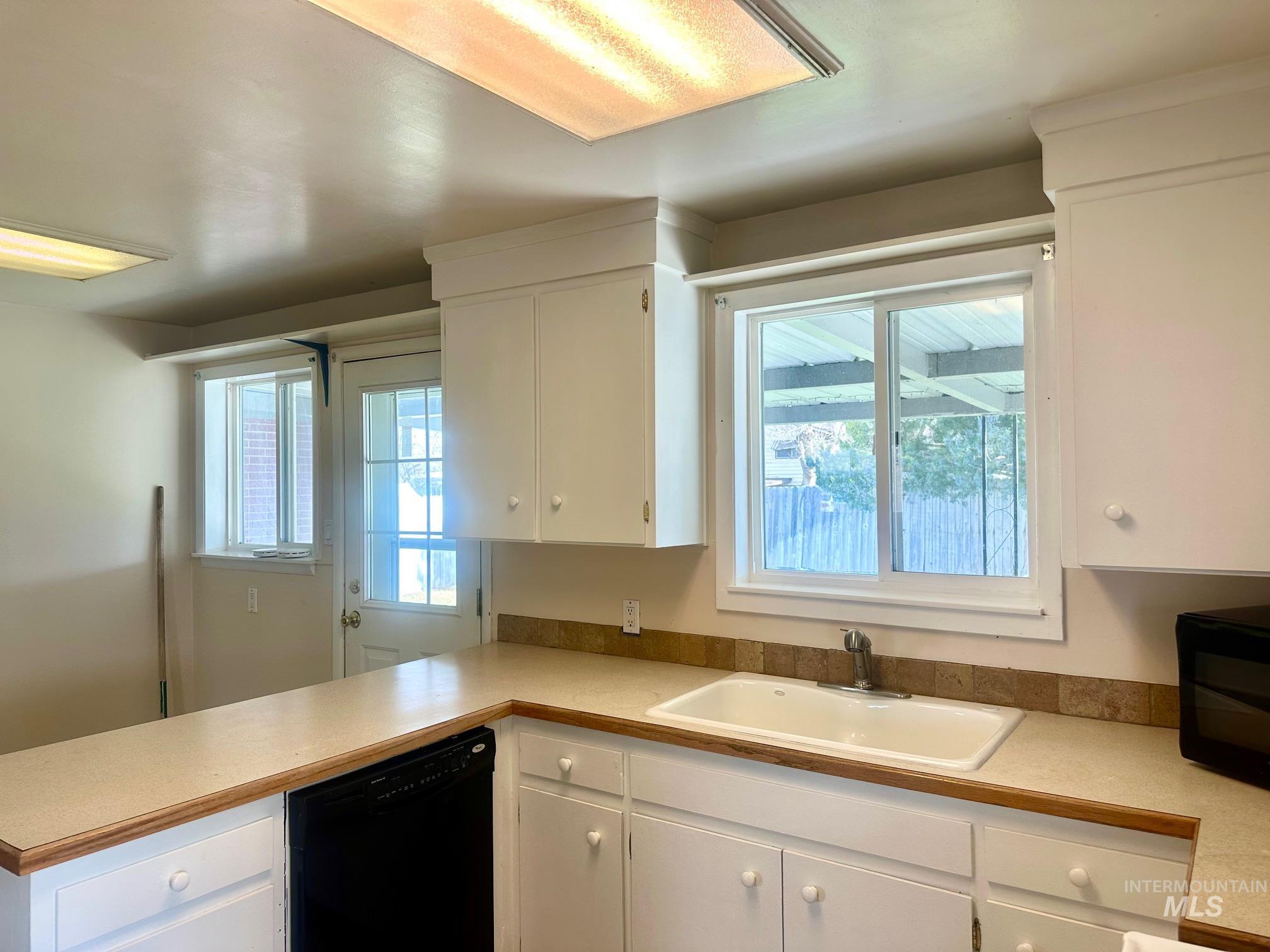 628 Alturas Dr. N., Twin Falls, Idaho 83301, 5 Bedrooms, 2 Bathrooms, Residential For Sale, Price $349,000,MLS 98971491