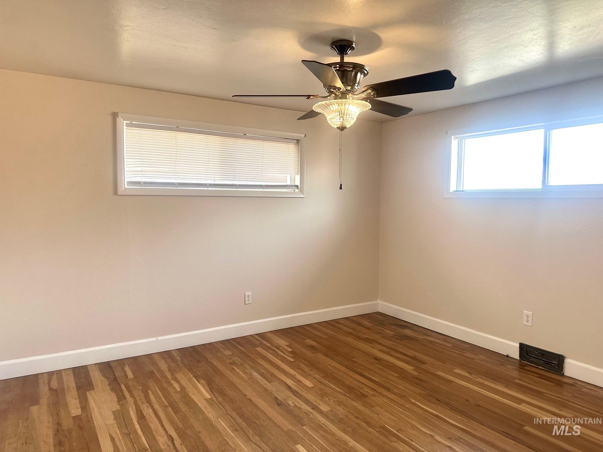 628 Alturas Dr. N., Twin Falls, Idaho 83301, 5 Bedrooms, 2 Bathrooms, Residential For Sale, Price $349,000,MLS 98971491