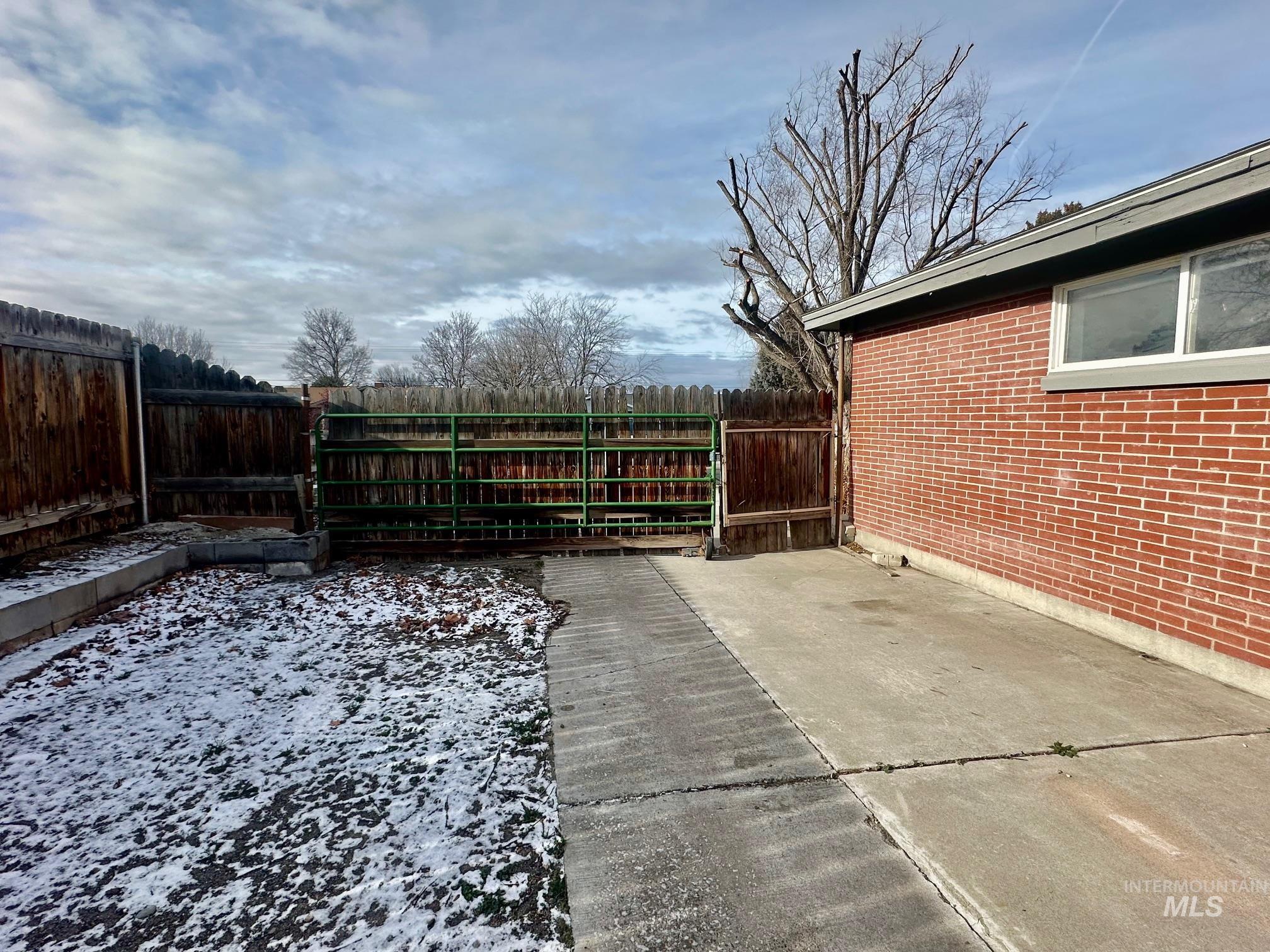 628 Alturas Dr. N., Twin Falls, Idaho 83301, 5 Bedrooms, 2 Bathrooms, Residential For Sale, Price $349,000,MLS 98971491