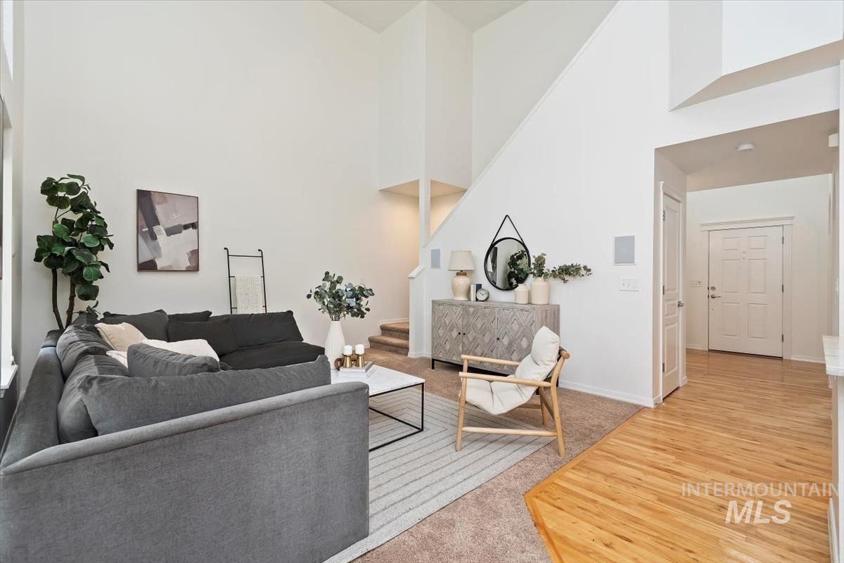 2227 W Trestle Dr., Meridian, Idaho 83642, 4 Bedrooms, 3 Bathrooms, Residential For Sale, Price $625,900,MLS 98971492