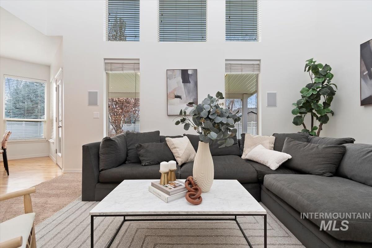 2227 W Trestle Dr., Meridian, Idaho 83642, 4 Bedrooms, 3 Bathrooms, Residential For Sale, Price $625,900,MLS 98971492