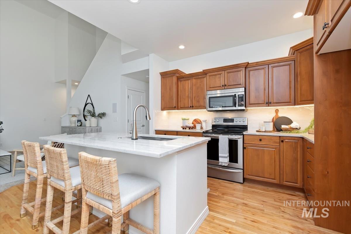 2227 W Trestle Dr., Meridian, Idaho 83642, 4 Bedrooms, 3 Bathrooms, Residential For Sale, Price $625,900,MLS 98971492