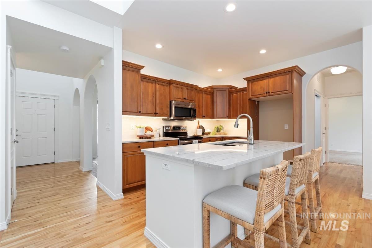 2227 W Trestle Dr., Meridian, Idaho 83642, 4 Bedrooms, 3 Bathrooms, Residential For Sale, Price $625,900,MLS 98971492