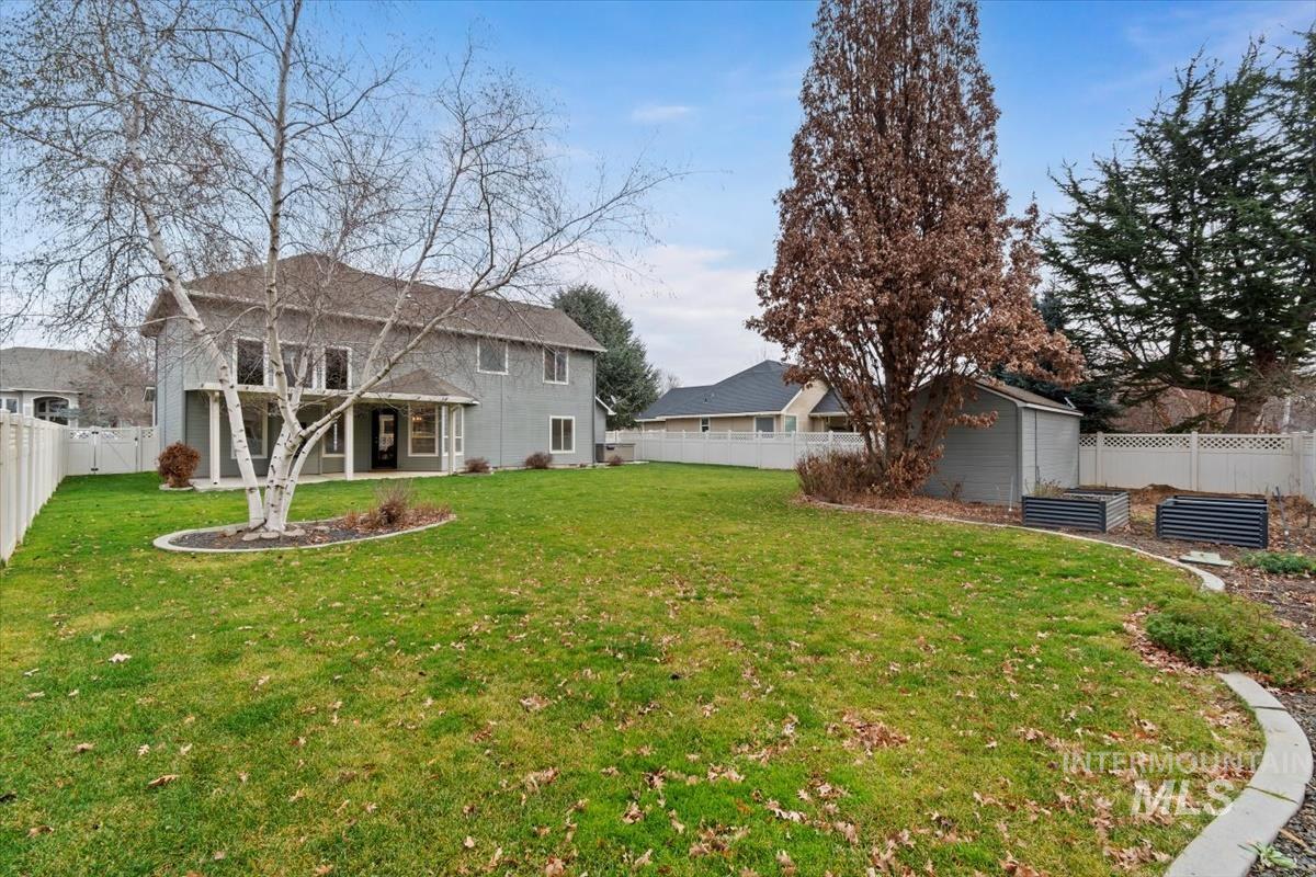 2227 W Trestle Dr., Meridian, Idaho 83642, 4 Bedrooms, 3 Bathrooms, Residential For Sale, Price $625,900,MLS 98971492