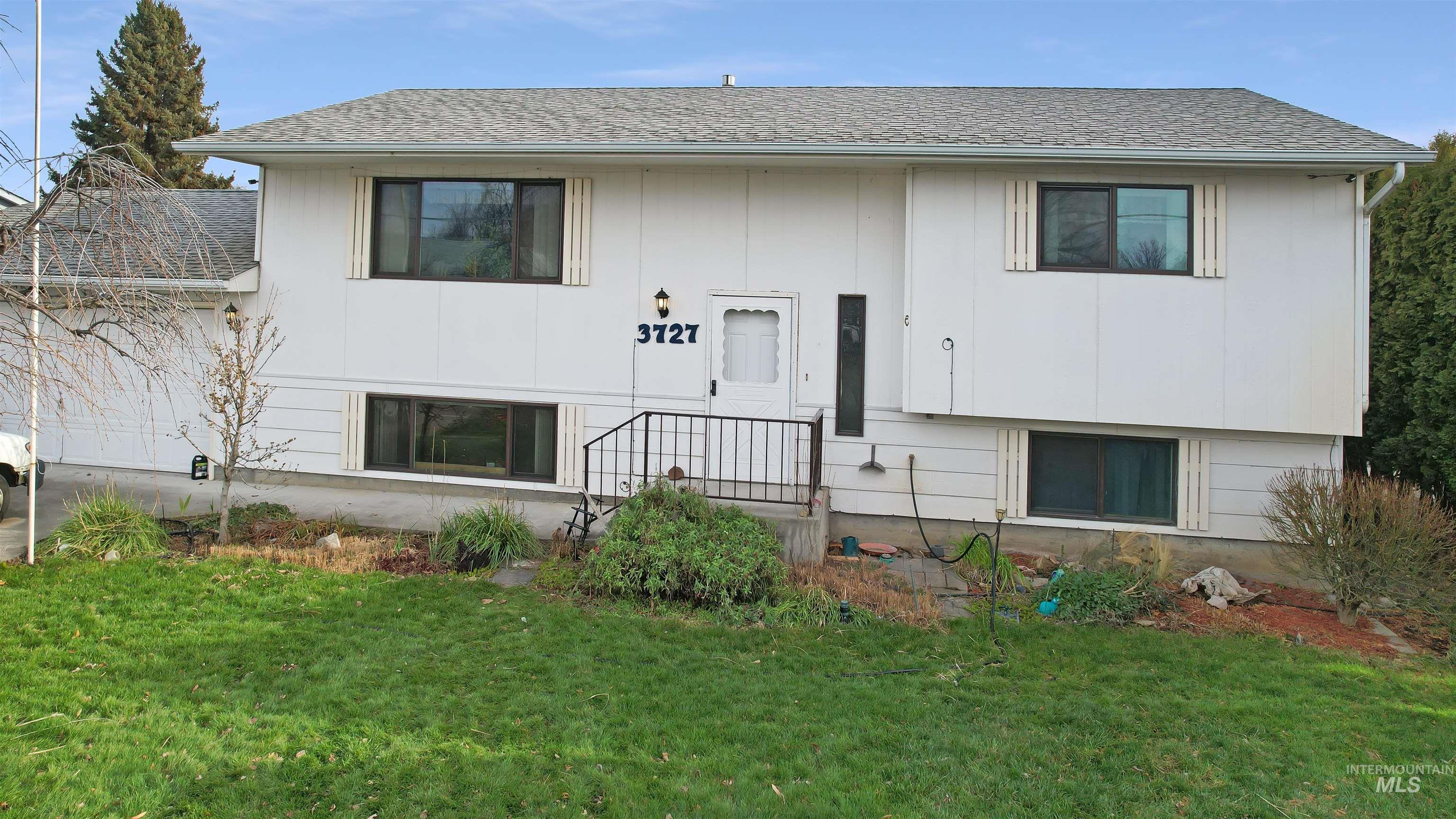 3727 17th Street, Lewiston, Idaho 83501, 4 Bedrooms, 2 Bathrooms, Residential For Sale, Price $385,000,MLS 98971493