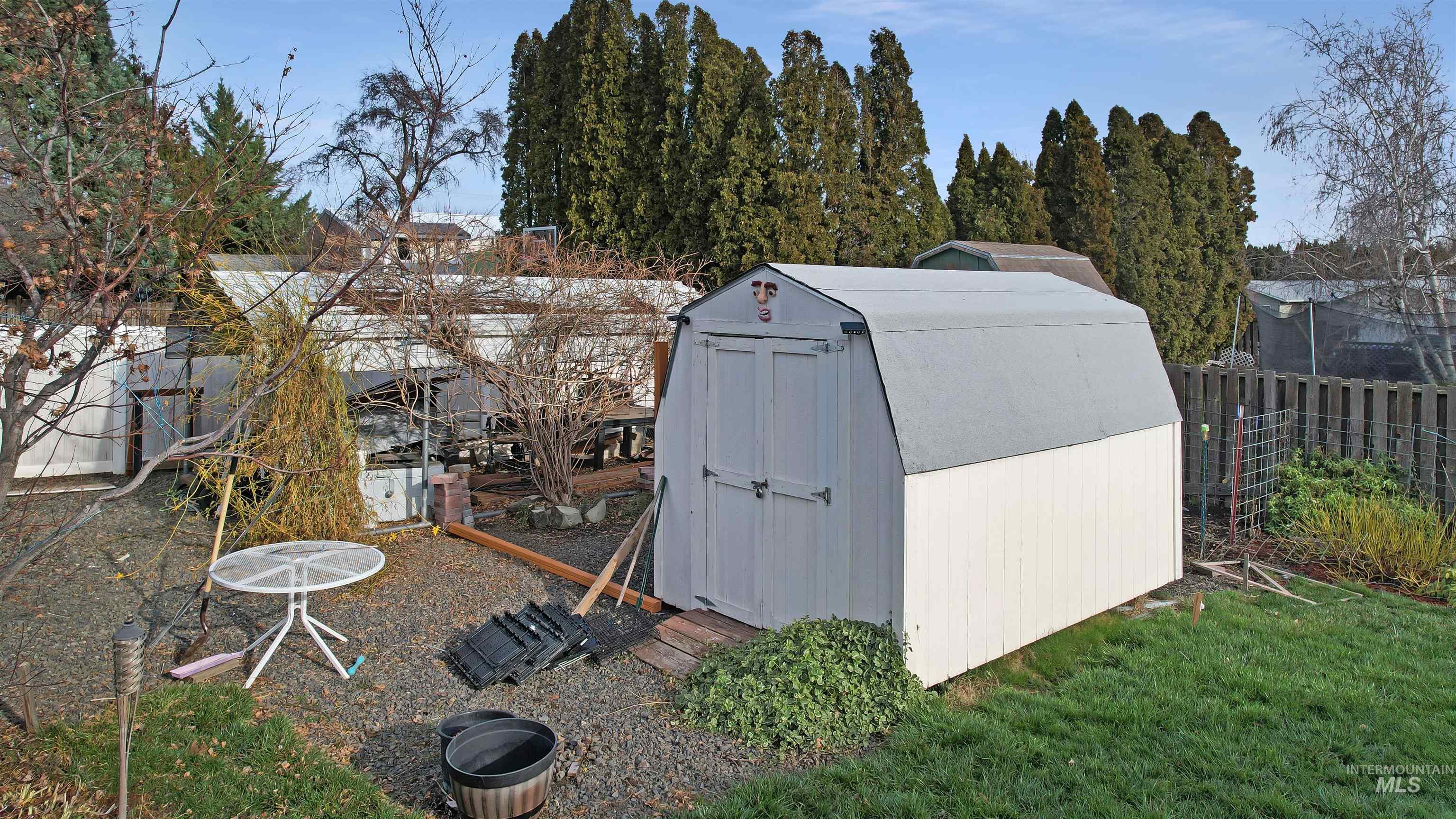 3727 17th Street, Lewiston, Idaho 83501, 4 Bedrooms, 2 Bathrooms, Residential For Sale, Price $385,000,MLS 98971493