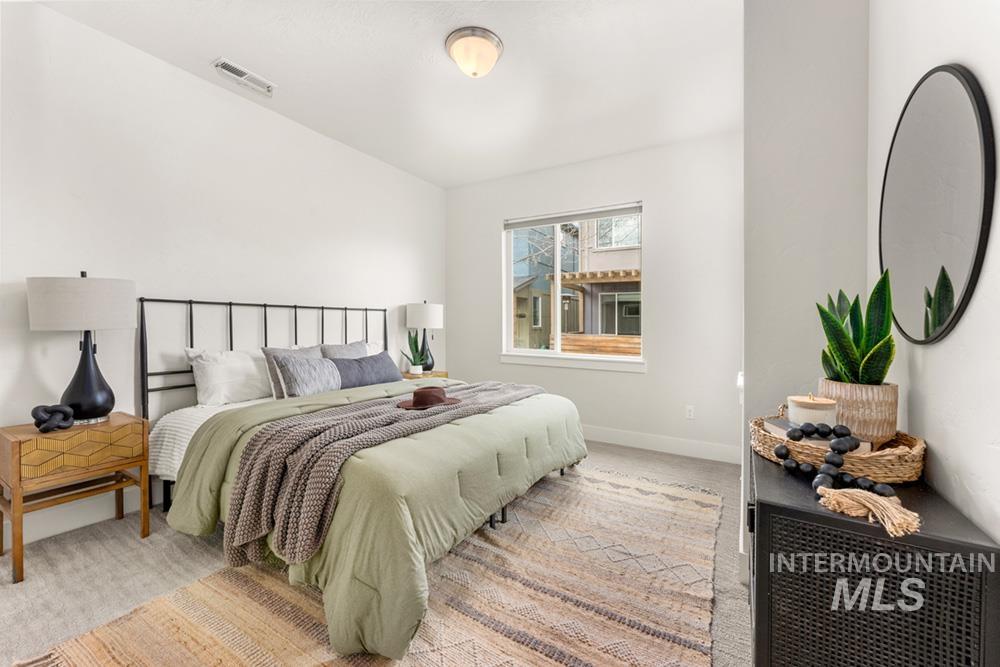 3637 N Carr Ln, Garden City, Idaho 83714, 3 Bedrooms, 2.5 Bathrooms, Residential For Sale, Price $565,000,MLS 98971494