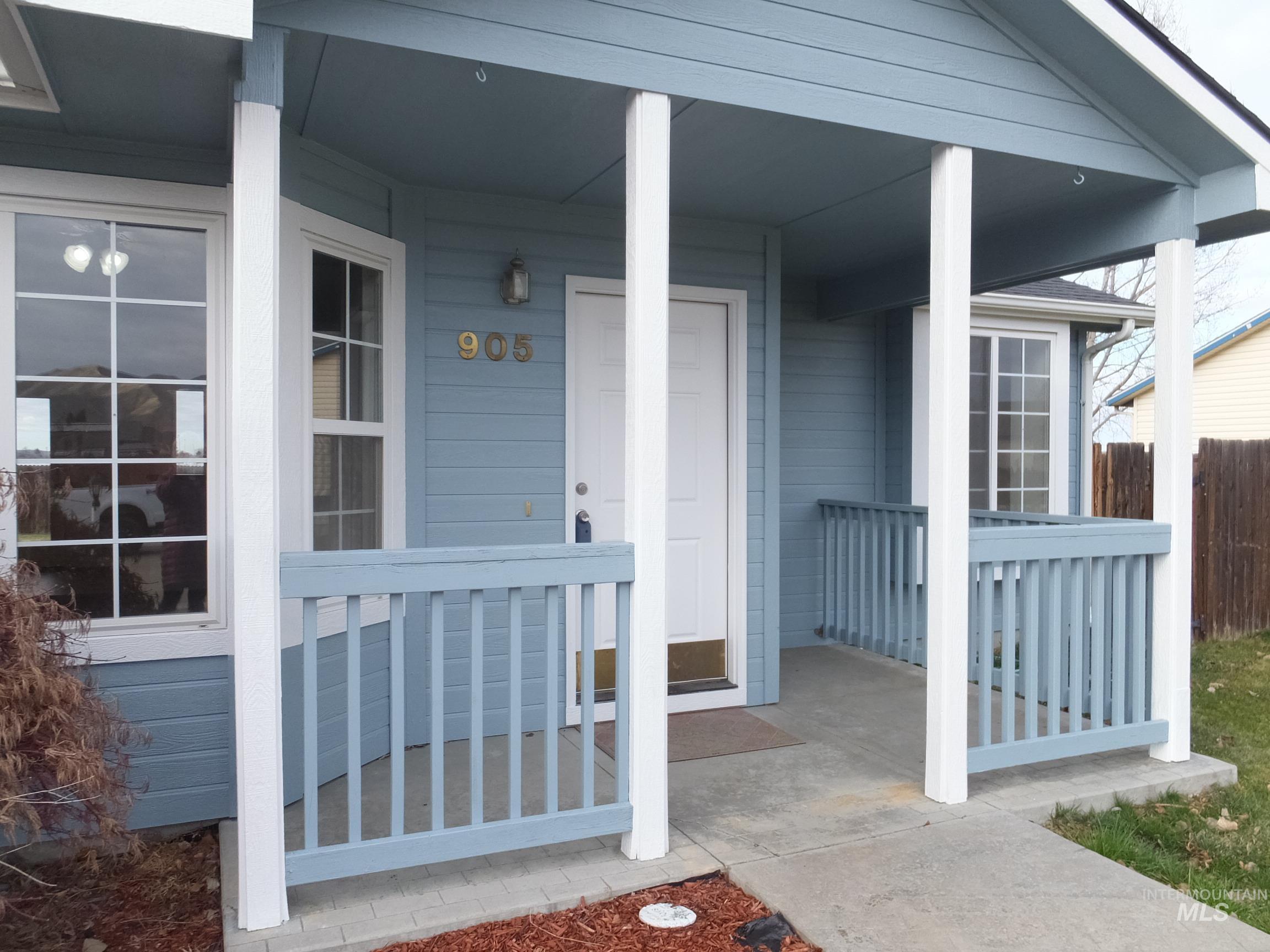 905 Gem Stone Way, Emmett, Idaho 83617, 3 Bedrooms, 2 Bathrooms, Residential For Sale, Price $349,900,MLS 98971496