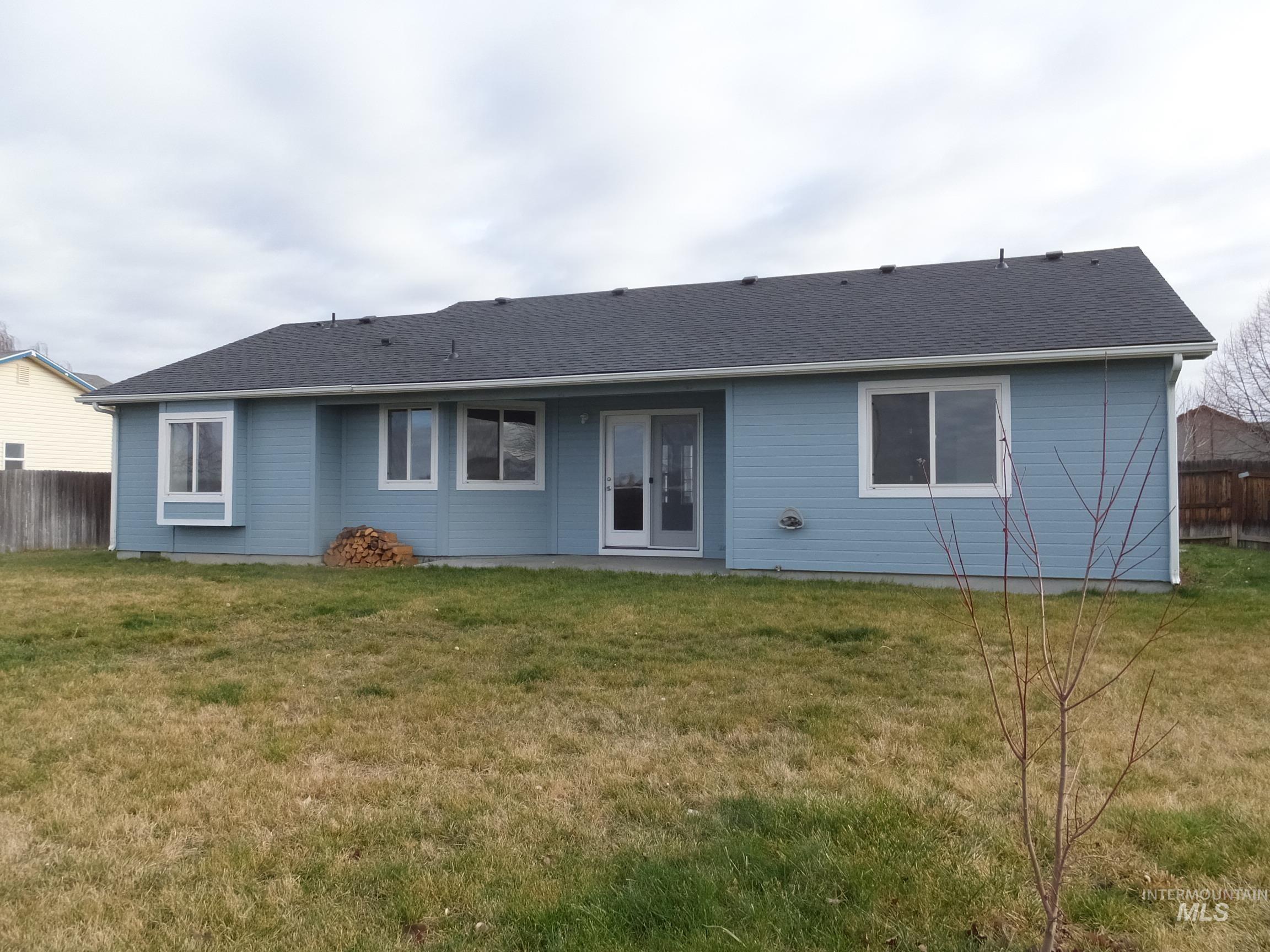 905 Gem Stone Way, Emmett, Idaho 83617, 3 Bedrooms, 2 Bathrooms, Residential For Sale, Price $349,900,MLS 98971496