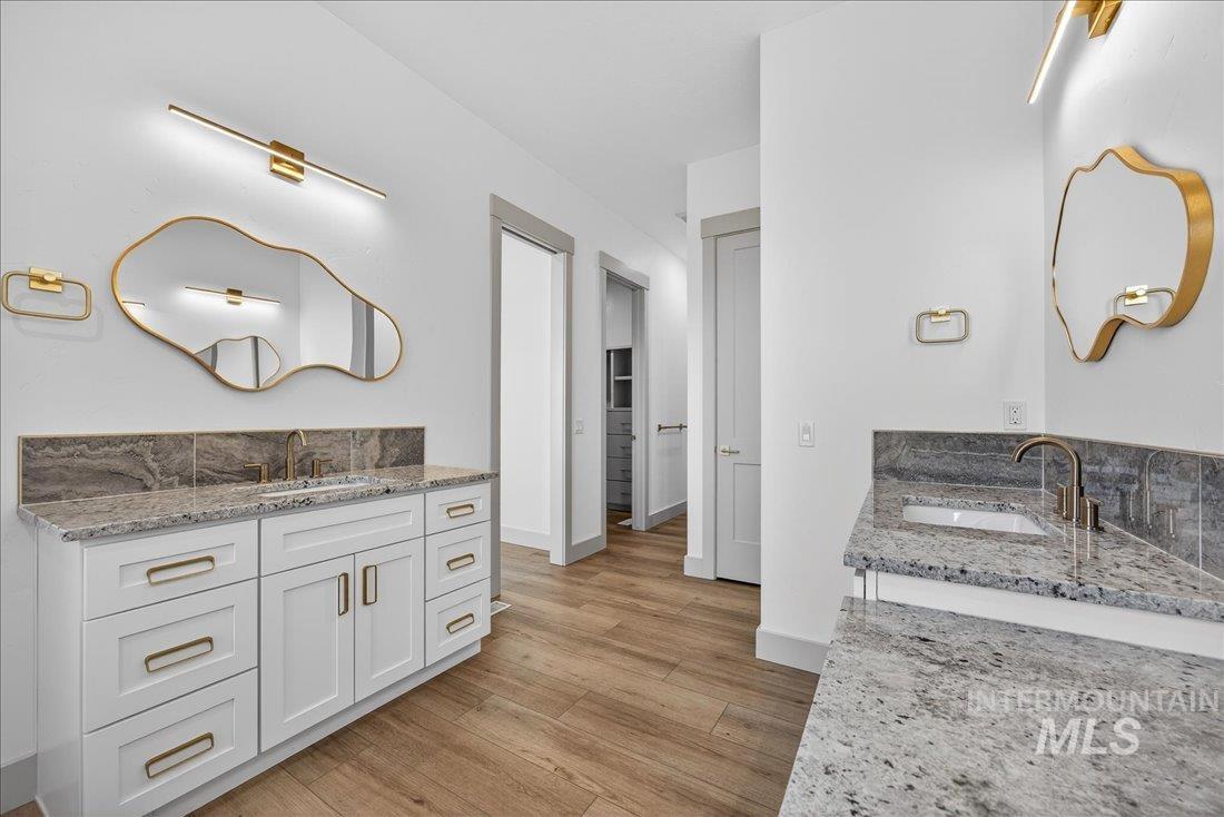 23739 Legends Lane, Caldwell, Idaho 83607, 3 Bedrooms, 2.5 Bathrooms, Residential For Sale, Price $965,000,MLS 98971497