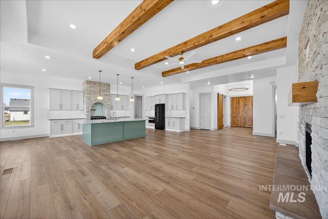 23739 Legends Lane, Caldwell, Idaho 83607, 3 Bedrooms, 2.5 Bathrooms, Residential For Sale, Price $965,000,MLS 98971497