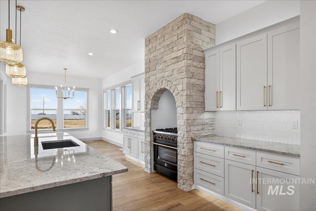 23739 Legends Lane, Caldwell, Idaho 83607, 3 Bedrooms, 2.5 Bathrooms, Residential For Sale, Price $965,000,MLS 98971497