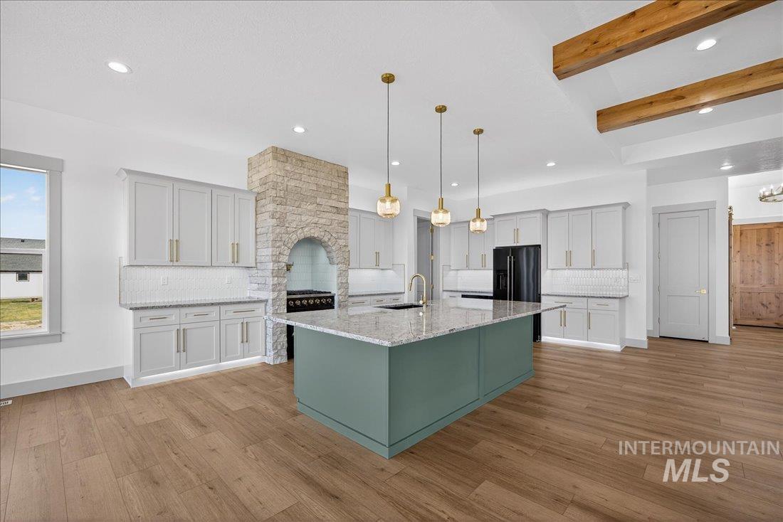 23739 Legends Lane, Caldwell, Idaho 83607, 3 Bedrooms, 2.5 Bathrooms, Residential For Sale, Price $965,000,MLS 98971497