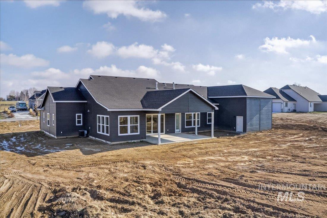 23739 Legends Lane, Caldwell, Idaho 83607, 3 Bedrooms, 2.5 Bathrooms, Residential For Sale, Price $965,000,MLS 98971497