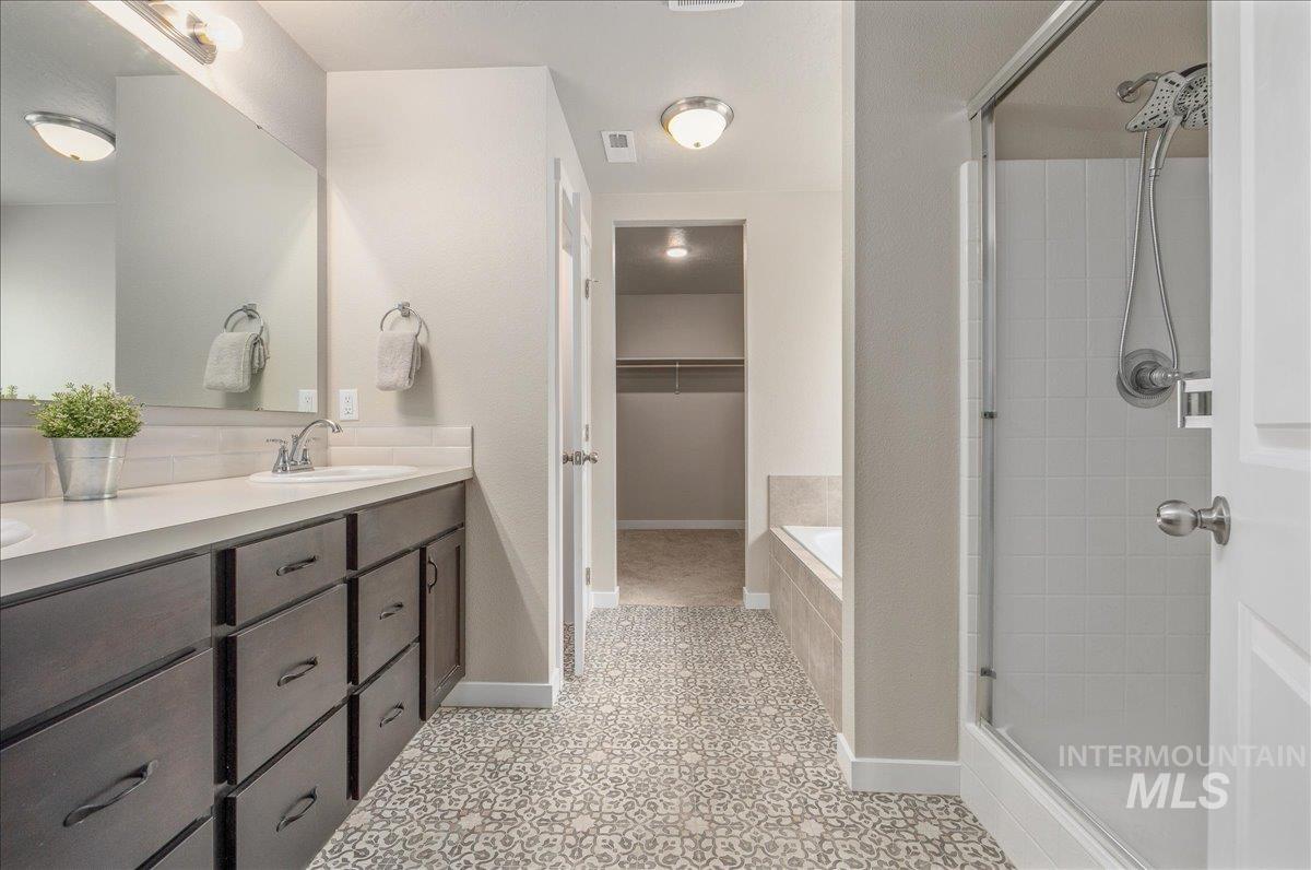 1282 S Threave Ave, Kuna, Idaho 83634, 4 Bedrooms, 2 Bathrooms, Residential For Sale, Price $440,000,MLS 98971498