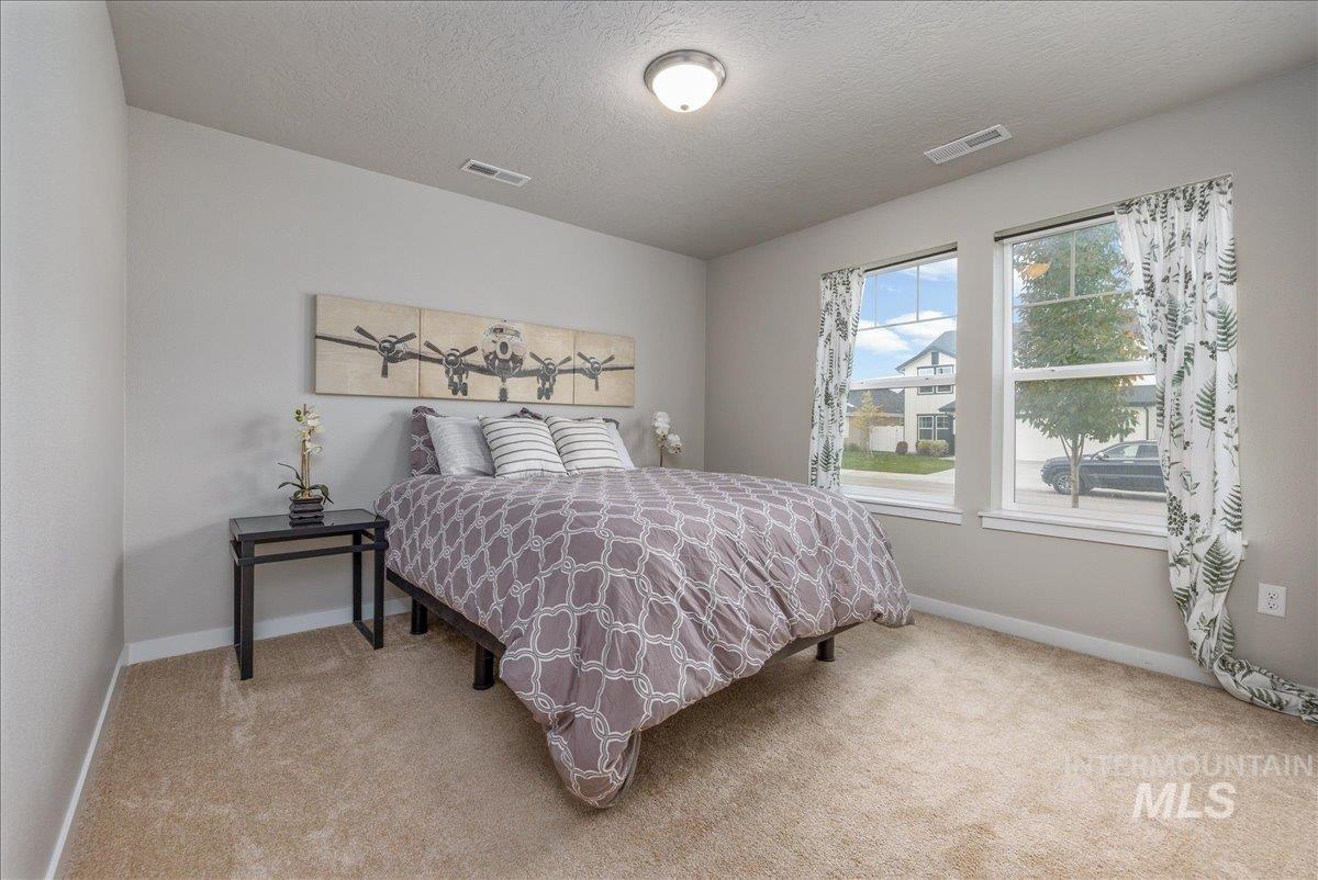 1282 S Threave Ave, Kuna, Idaho 83634, 4 Bedrooms, 2 Bathrooms, Residential For Sale, Price $440,000,MLS 98971498