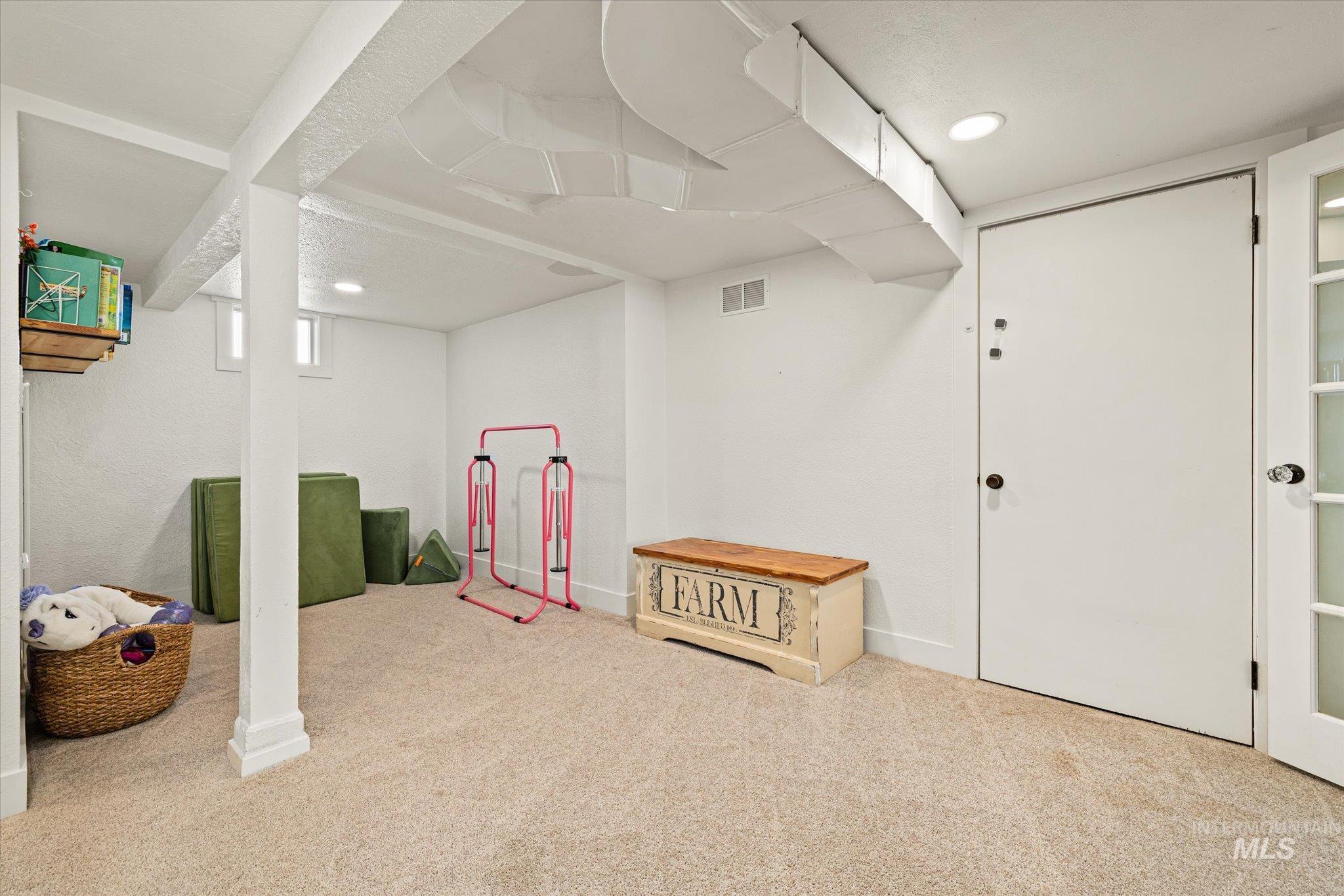 1008 Fillmore, Caldwell, Idaho 83605, 3 Bedrooms, 2 Bathrooms, Residential For Sale, Price $430,000,MLS 98971499