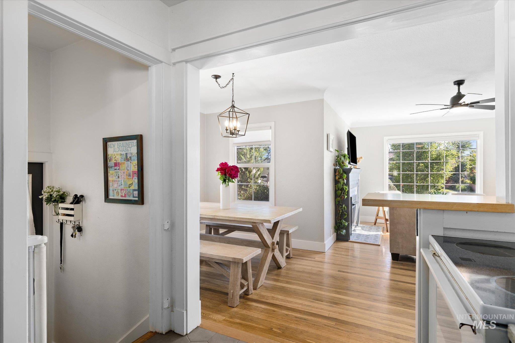 1008 Fillmore, Caldwell, Idaho 83605, 3 Bedrooms, 2 Bathrooms, Residential For Sale, Price $430,000,MLS 98971499