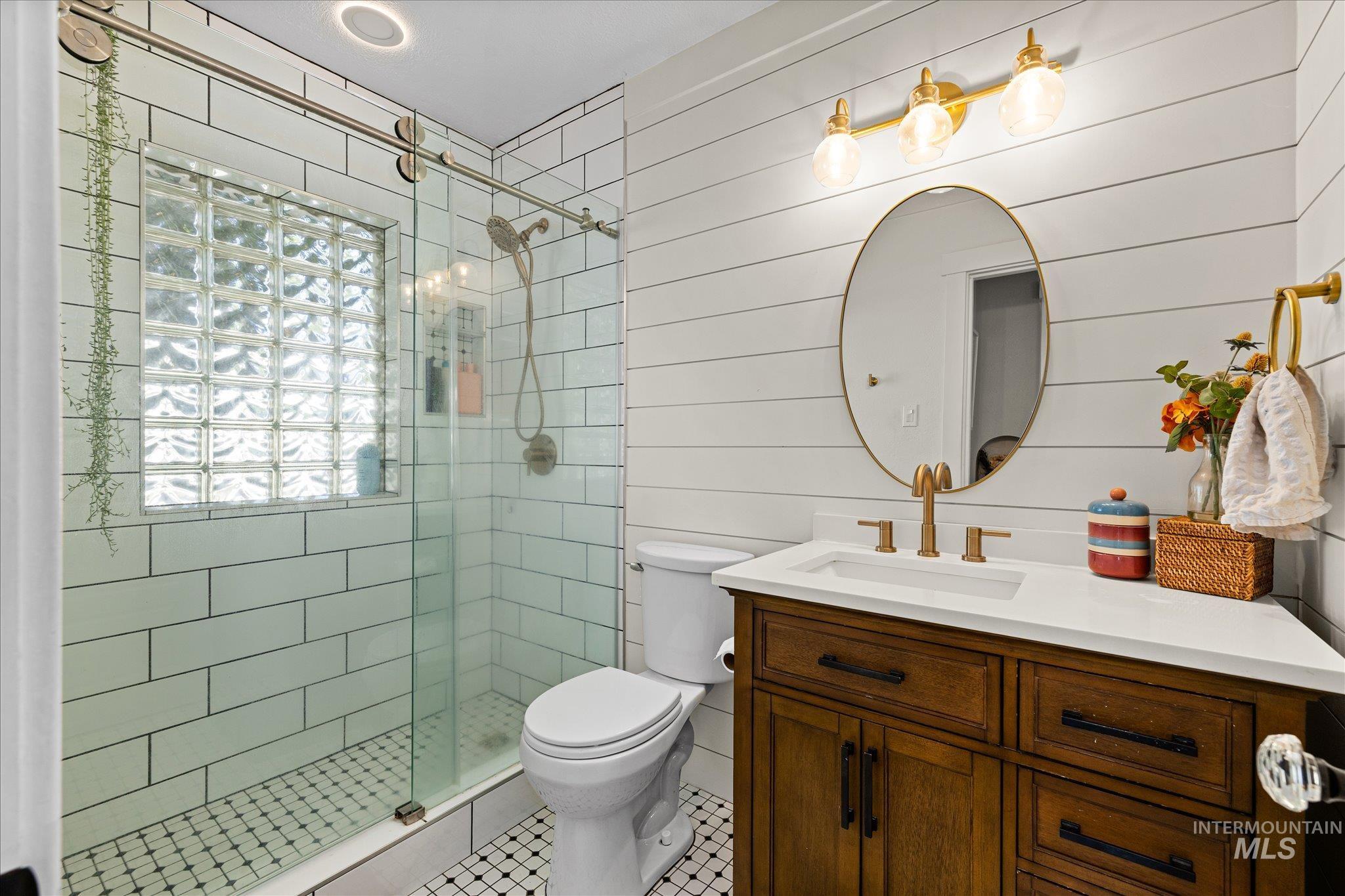 1008 Fillmore, Caldwell, Idaho 83605, 3 Bedrooms, 2 Bathrooms, Residential For Sale, Price $430,000,MLS 98971499