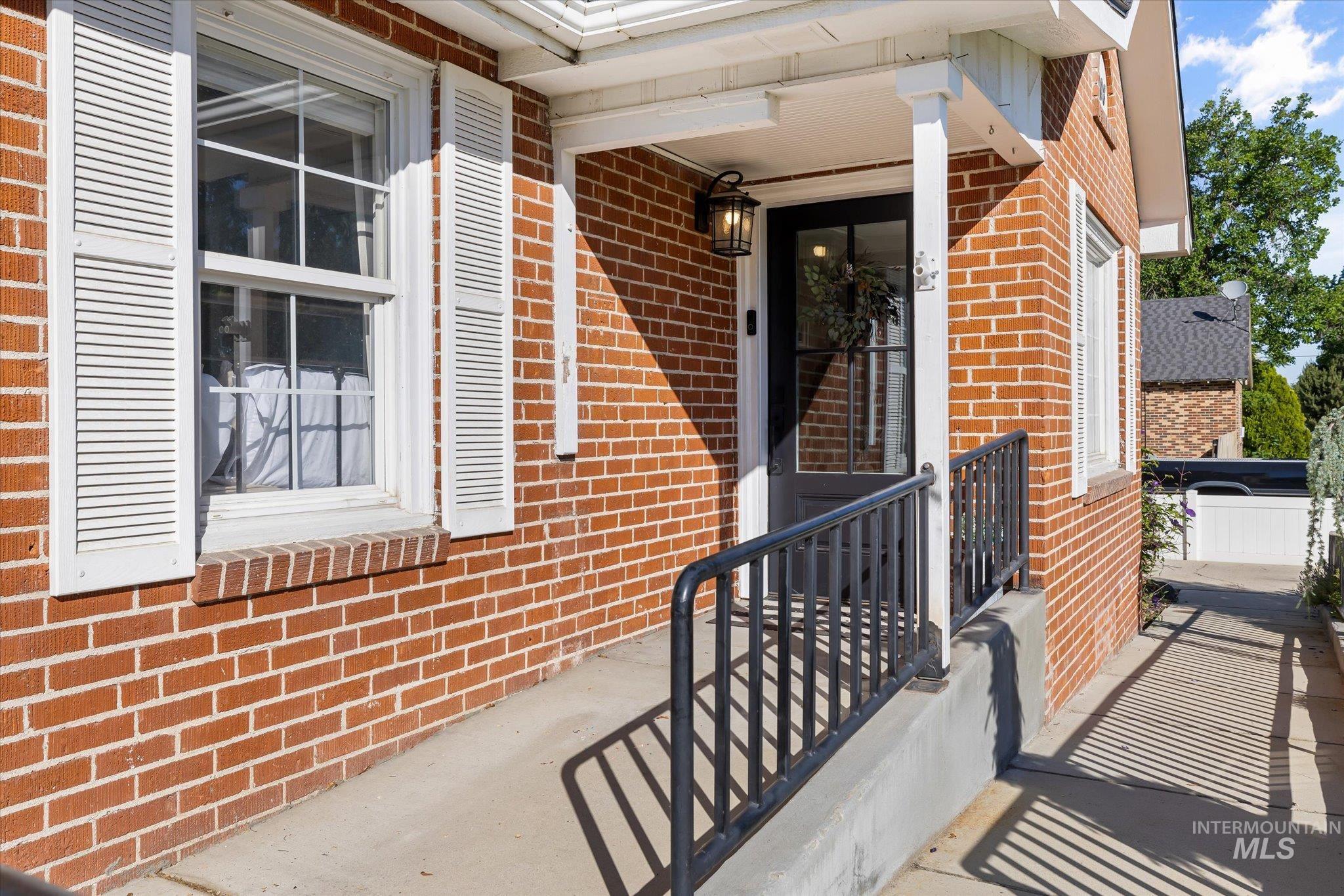 1008 Fillmore, Caldwell, Idaho 83605, 3 Bedrooms, 2 Bathrooms, Residential For Sale, Price $430,000,MLS 98971499