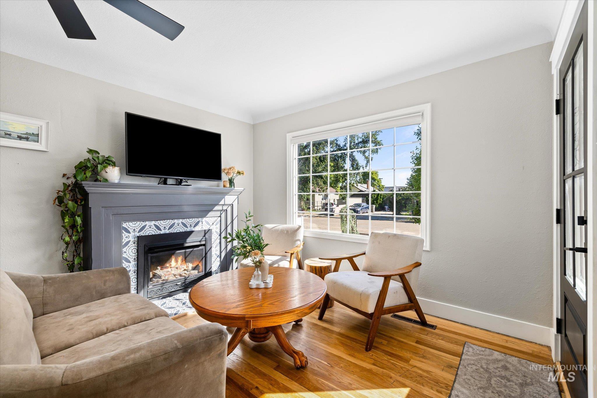 1008 Fillmore, Caldwell, Idaho 83605, 3 Bedrooms, 2 Bathrooms, Residential For Sale, Price $430,000,MLS 98971499