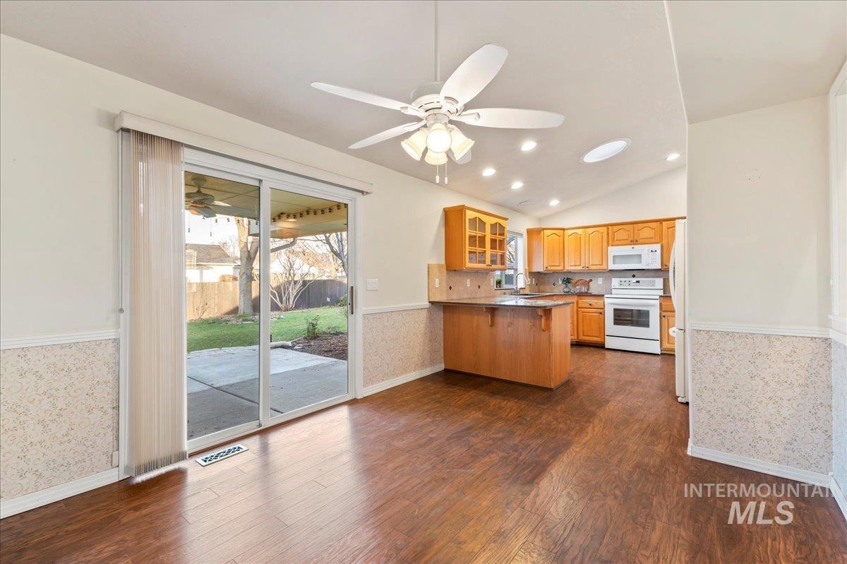 1986 E Easy Jet, Meridian, Idaho 83642, 4 Bedrooms, 2 Bathrooms, Residential For Sale, Price $485,000,MLS 98971500