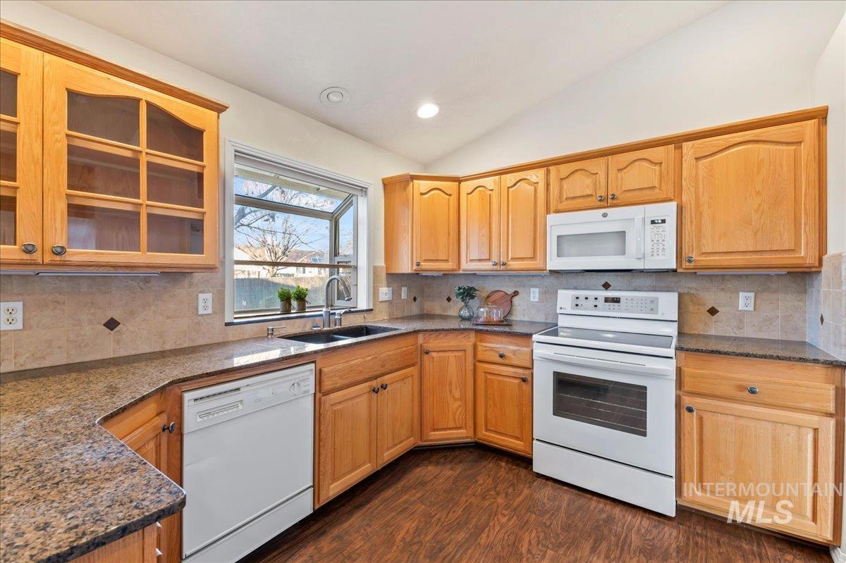 1986 E Easy Jet, Meridian, Idaho 83642, 4 Bedrooms, 2 Bathrooms, Residential For Sale, Price $485,000,MLS 98971500