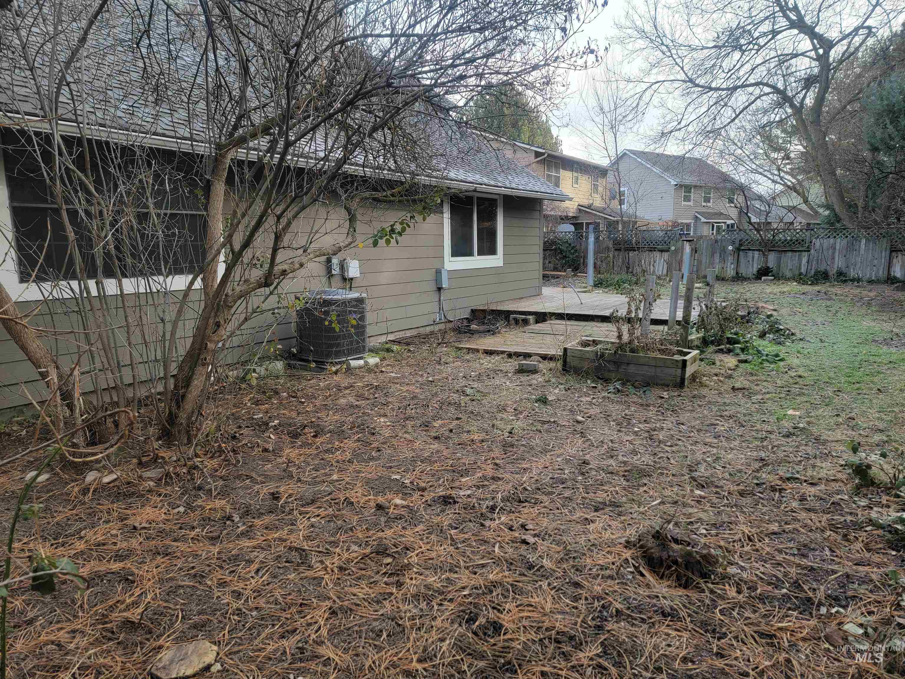 3311 S Snowflake Way, Boise, Idaho 83706-5261, 3 Bedrooms, 2 Bathrooms, Residential For Sale, Price $649,000,MLS 98971501