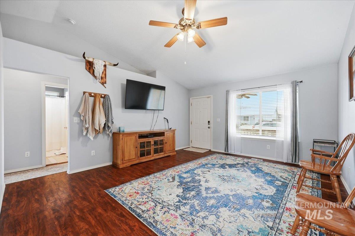 1540 Peregrine Dr., Mountain Home, Idaho 83647, 4 Bedrooms, 2 Bathrooms, Residential For Sale, Price $349,900,MLS 98971503