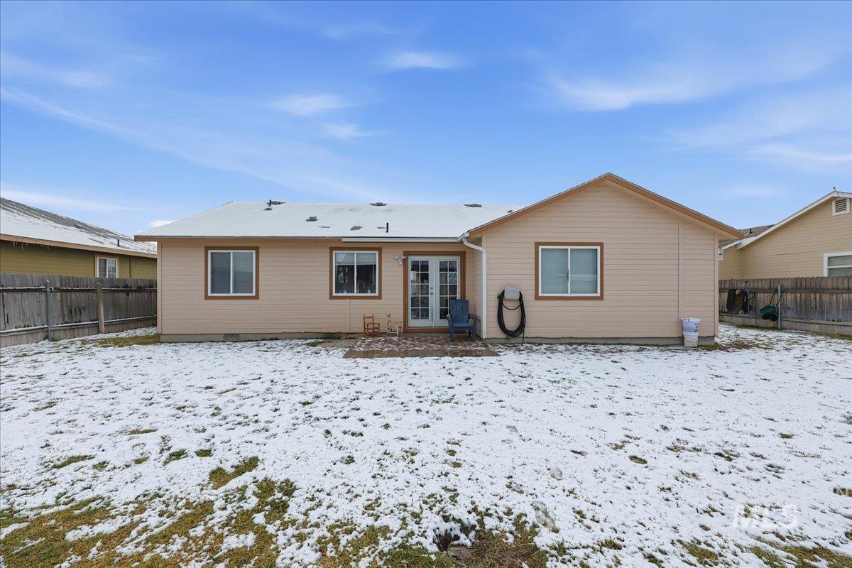 1540 Peregrine Dr., Mountain Home, Idaho 83647, 4 Bedrooms, 2 Bathrooms, Residential For Sale, Price $349,900,MLS 98971503