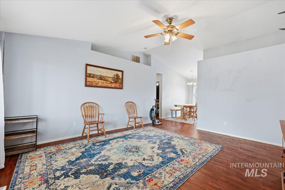 1540 Peregrine Dr., Mountain Home, Idaho 83647, 4 Bedrooms, 2 Bathrooms, Residential For Sale, Price $349,900,MLS 98971503