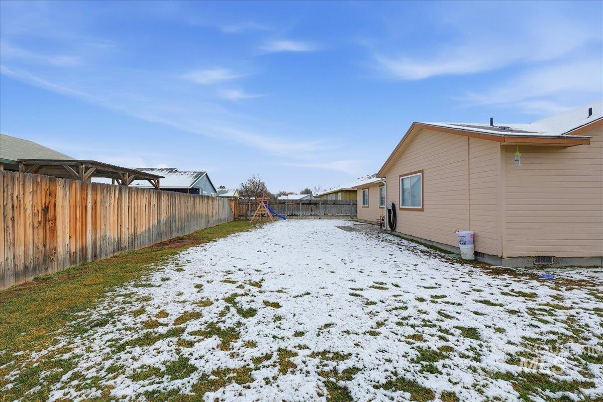 1540 Peregrine Dr., Mountain Home, Idaho 83647, 4 Bedrooms, 2 Bathrooms, Residential For Sale, Price $349,900,MLS 98971503