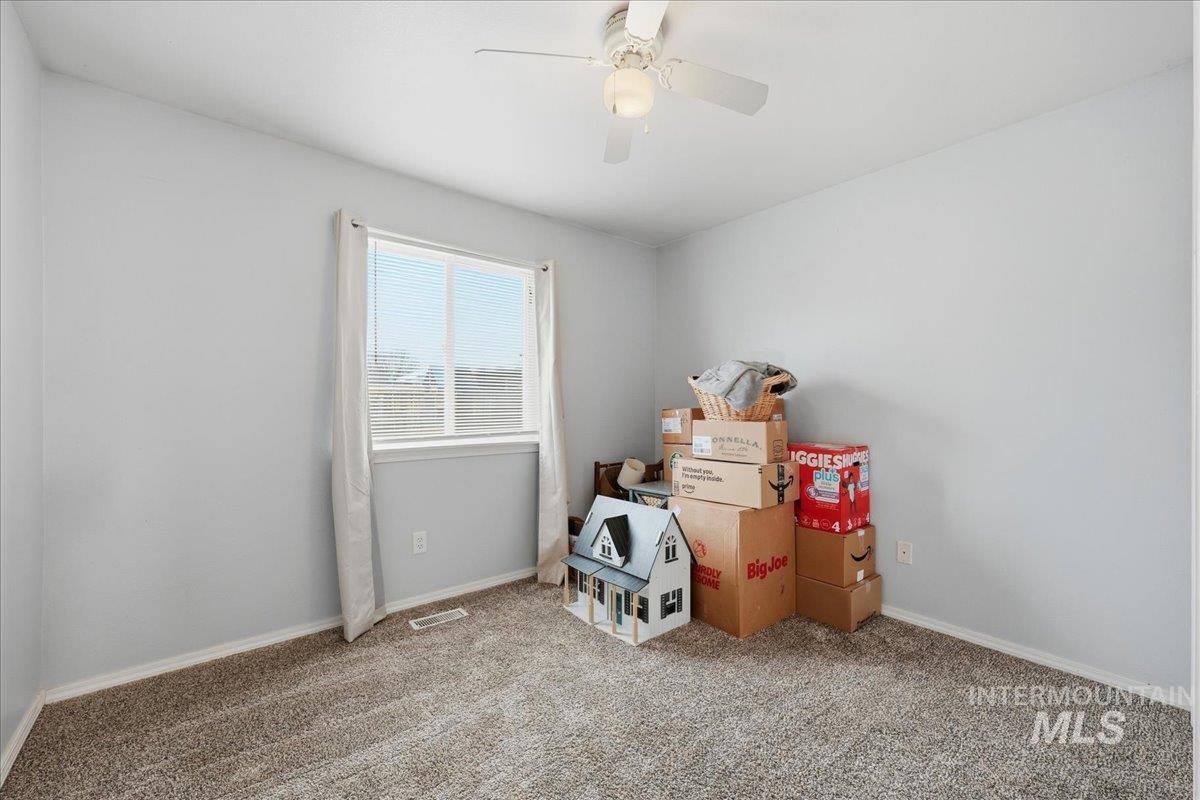 1540 Peregrine Dr., Mountain Home, Idaho 83647, 4 Bedrooms, 2 Bathrooms, Residential For Sale, Price $349,900,MLS 98971503