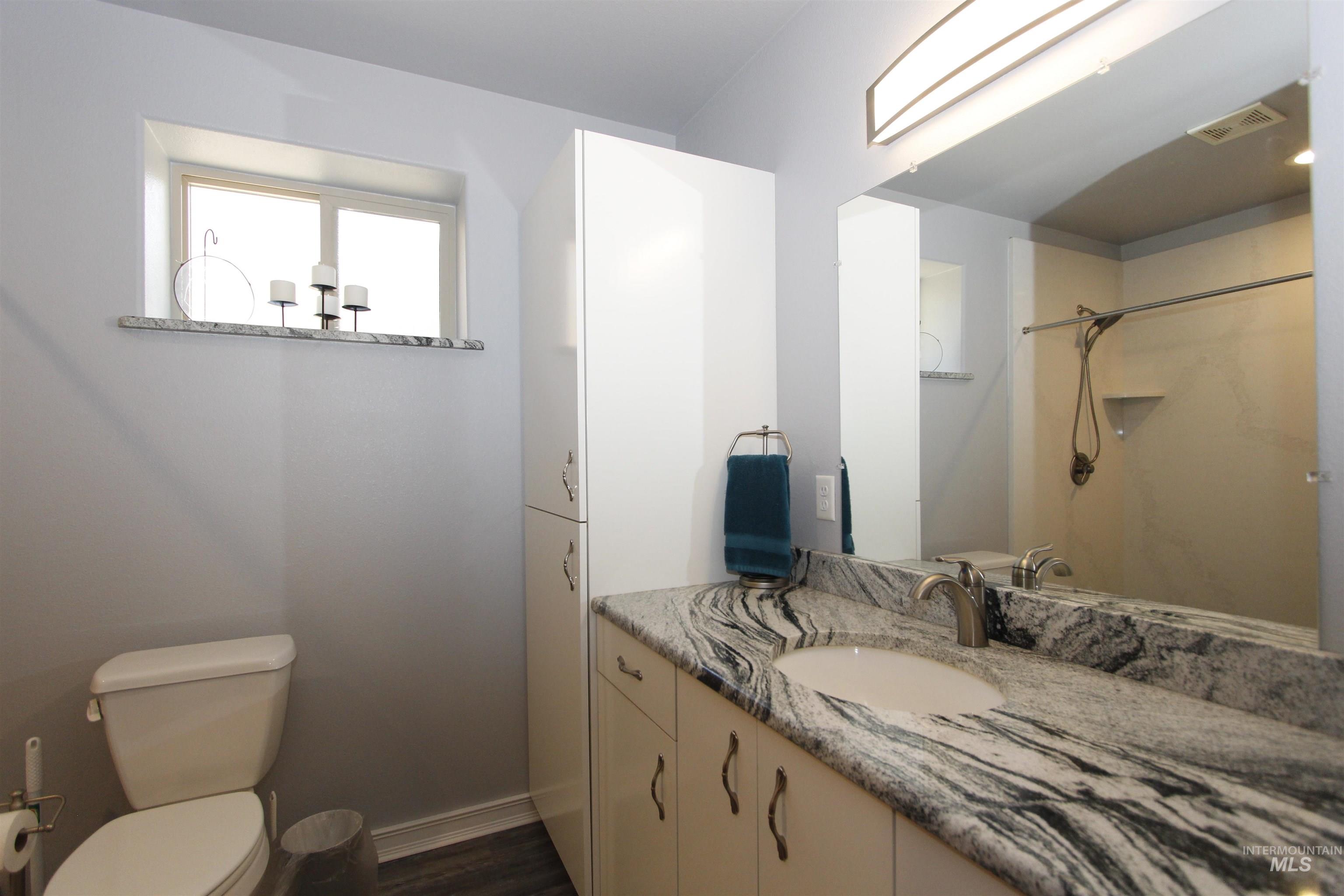 3350 Clemans Rd, Clarkston, Washington 99403, 4 Bedrooms, 3 Bathrooms, Residential For Sale, Price $657,000,MLS 98971508