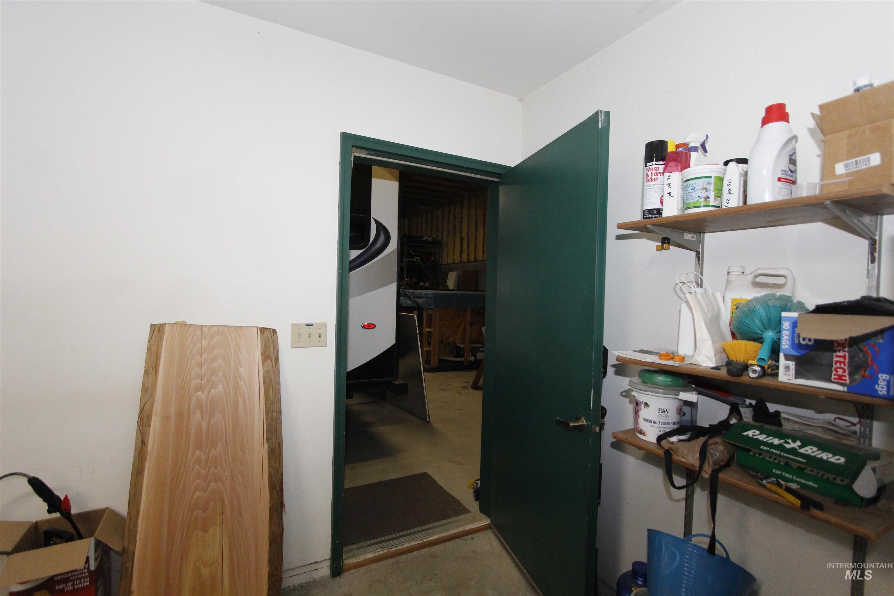 3350 Clemans Rd, Clarkston, Washington 99403, 4 Bedrooms, 3 Bathrooms, Residential For Sale, Price $685,000,MLS 98971508