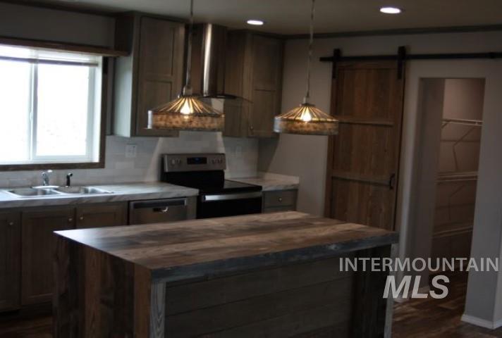 5893 Remington, Mackay, Idaho 83251, 3 Bedrooms, 2 Bathrooms, Residential For Sale, Price $365,000,MLS 98971509