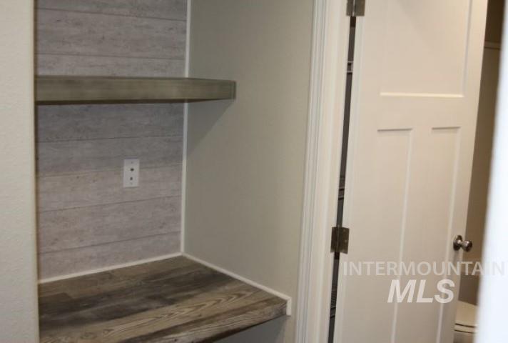 5893 Remington, Mackay, Idaho 83251, 3 Bedrooms, 2 Bathrooms, Residential For Sale, Price $365,000,MLS 98971509