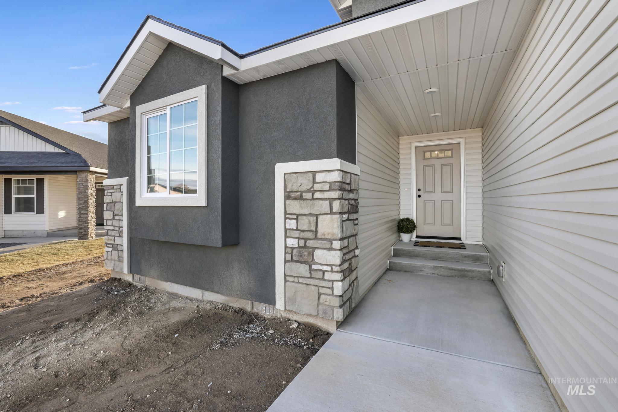 2056 Lowline Avenue, Twin Falls, Idaho 83301, 3 Bedrooms, 2 Bathrooms, Residential For Sale, Price $373,900,MLS 98971510