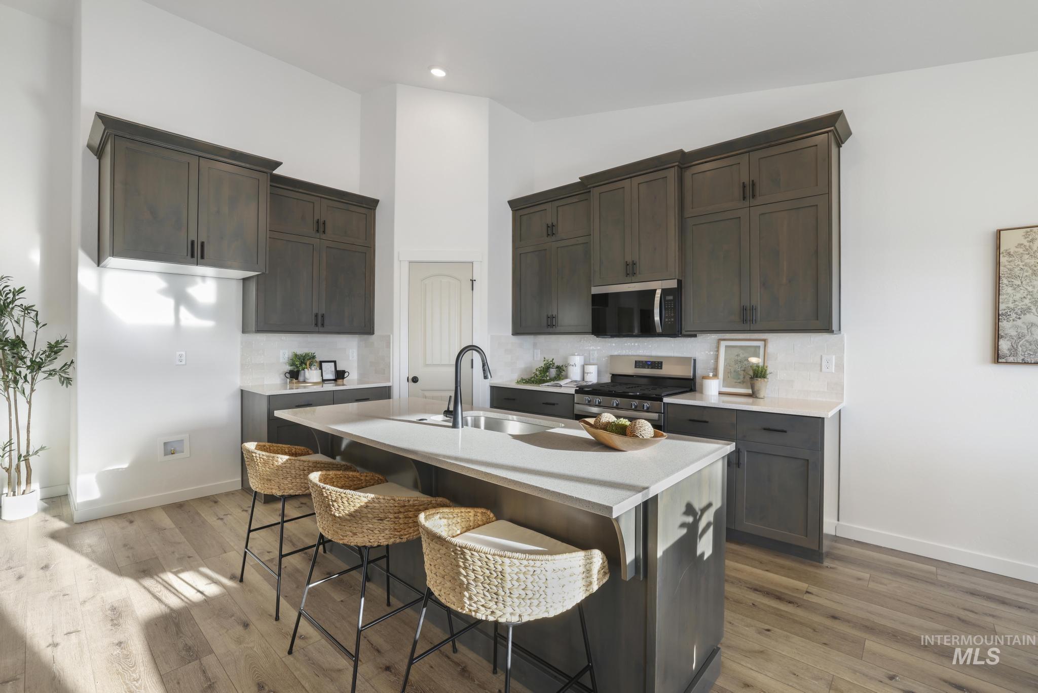 2056 Lowline Avenue, Twin Falls, Idaho 83301, 3 Bedrooms, 2 Bathrooms, Residential For Sale, Price $373,900,MLS 98971510