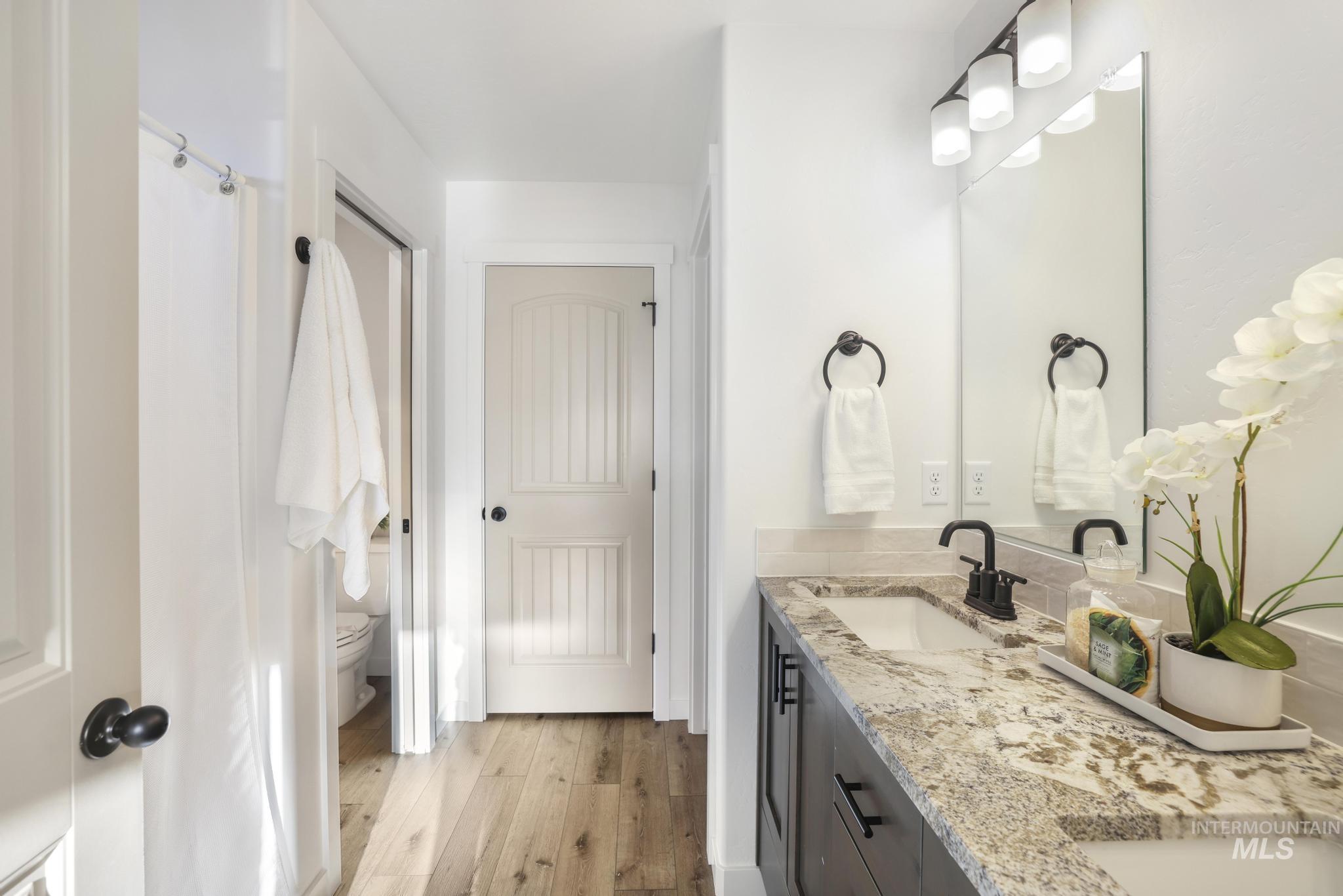 2056 Lowline Avenue, Twin Falls, Idaho 83301, 3 Bedrooms, 2 Bathrooms, Residential For Sale, Price $373,900,MLS 98971510