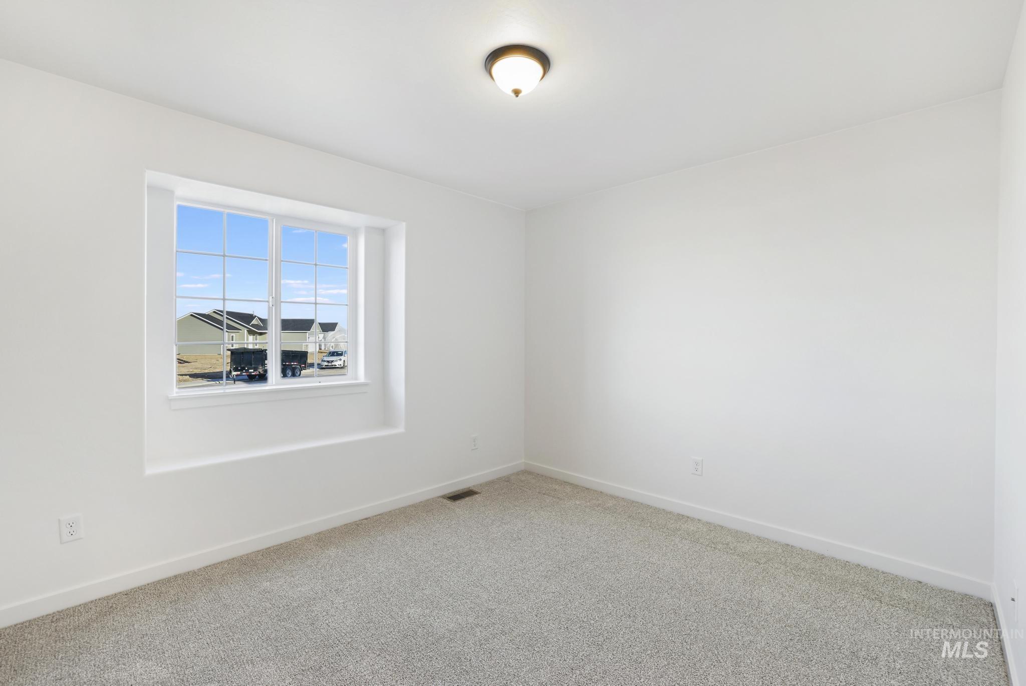 2056 Lowline Avenue, Twin Falls, Idaho 83301, 3 Bedrooms, 2 Bathrooms, Residential For Sale, Price $373,900,MLS 98971510