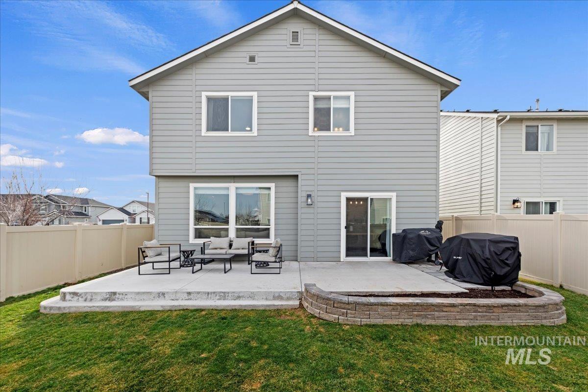 4508 W Everest, Meridian, Idaho 83646, 4 Bedrooms, 2.5 Bathrooms, Residential For Sale, Price $499,900,MLS 98971512