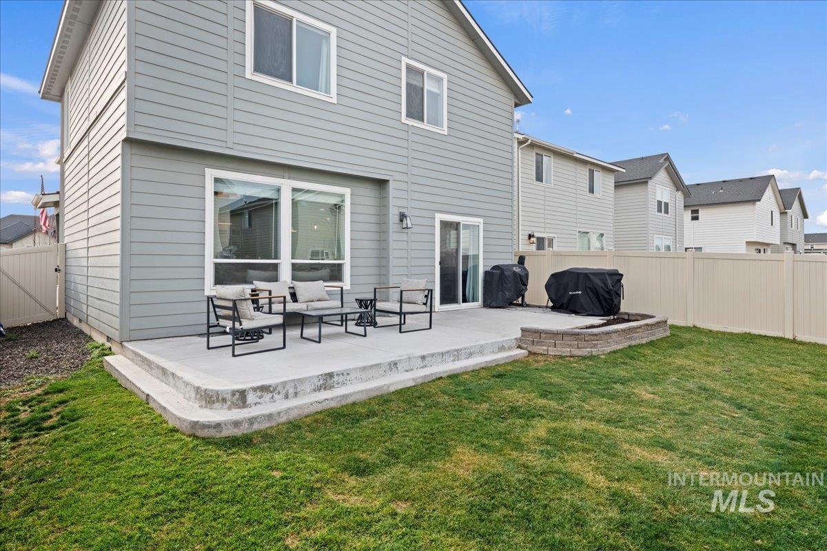 4508 W Everest, Meridian, Idaho 83646, 4 Bedrooms, 2.5 Bathrooms, Residential For Sale, Price $499,900,MLS 98971512