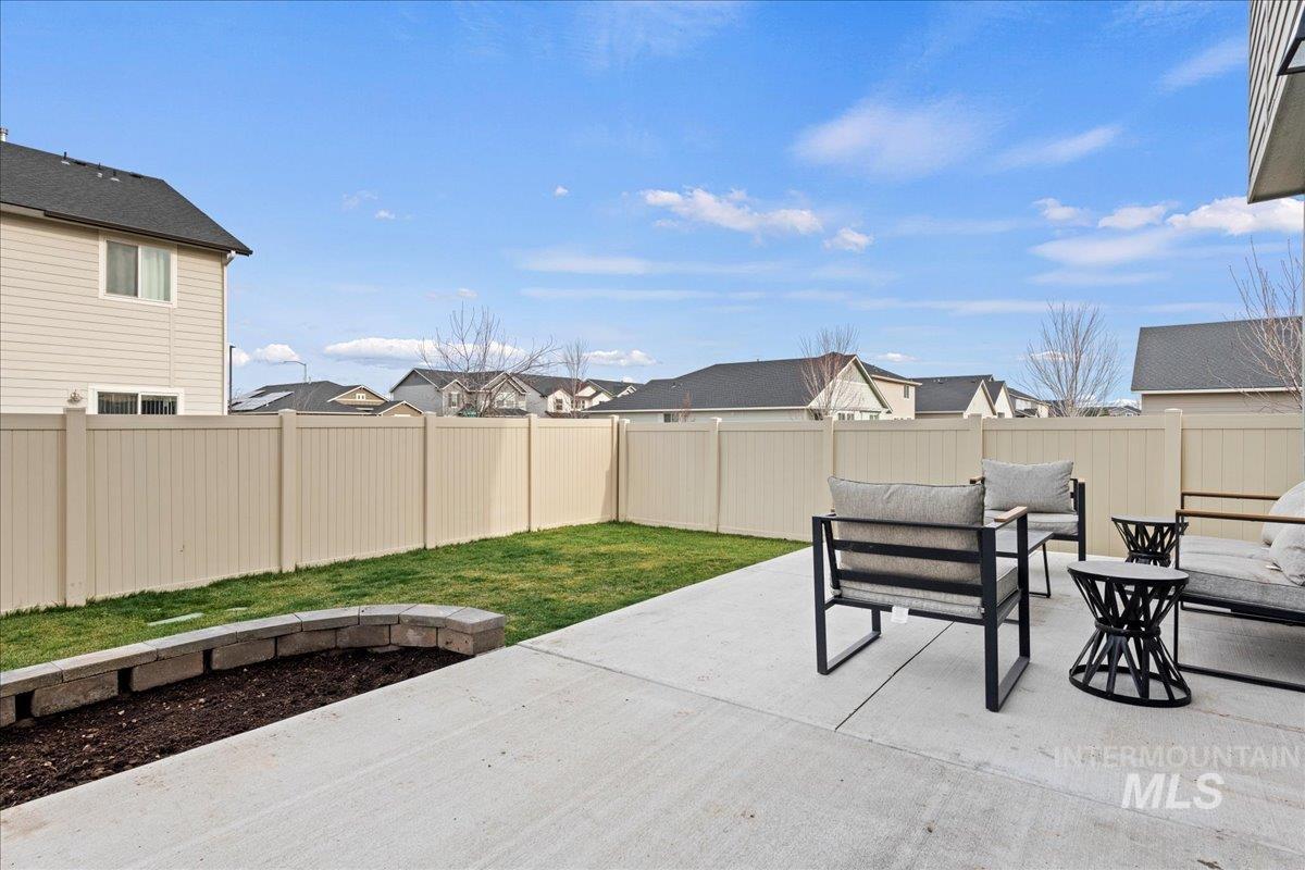 4508 W Everest, Meridian, Idaho 83646, 4 Bedrooms, 2.5 Bathrooms, Residential For Sale, Price $499,900,MLS 98971512