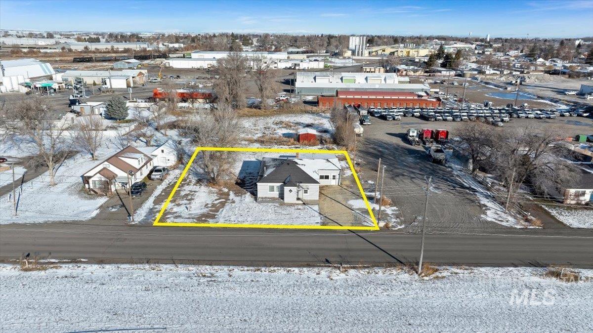 810 S 9th, Rupert, Idaho 83350, 4 Bedrooms, 2 Bathrooms, Residential For Sale, Price $299,000,MLS 98971513