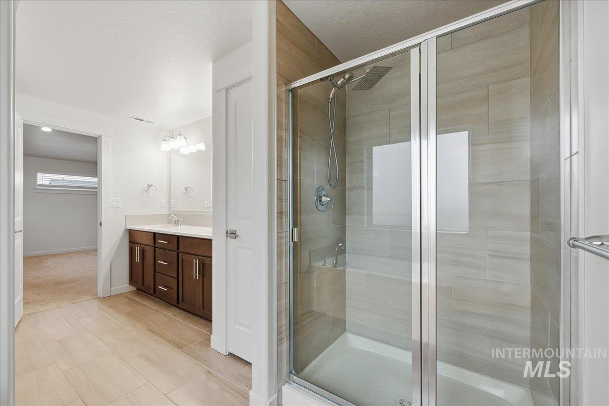 1297 W Santiago St, Meridian, Idaho 83646, 4 Bedrooms, 2.5 Bathrooms, Residential For Sale, Price $499,900,MLS 98971514