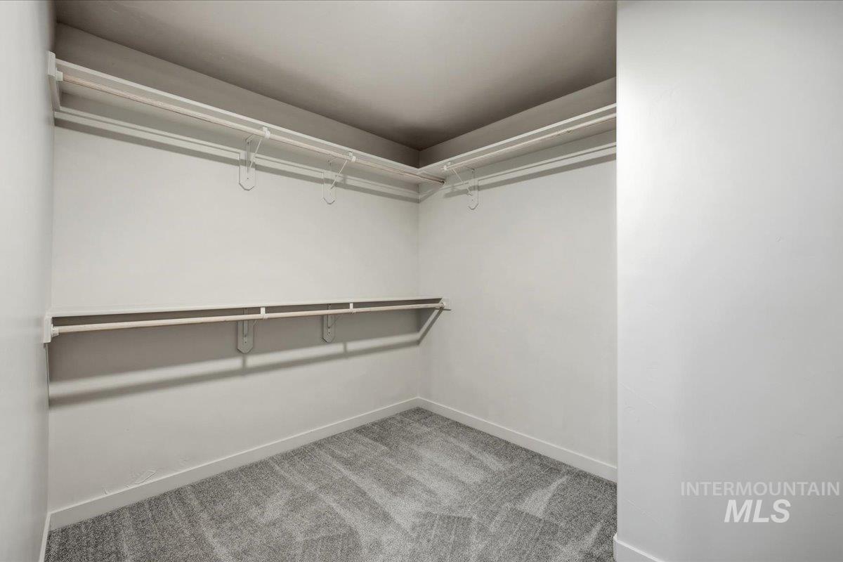 1297 W Santiago St, Meridian, Idaho 83646, 4 Bedrooms, 2.5 Bathrooms, Residential For Sale, Price $499,900,MLS 98971514