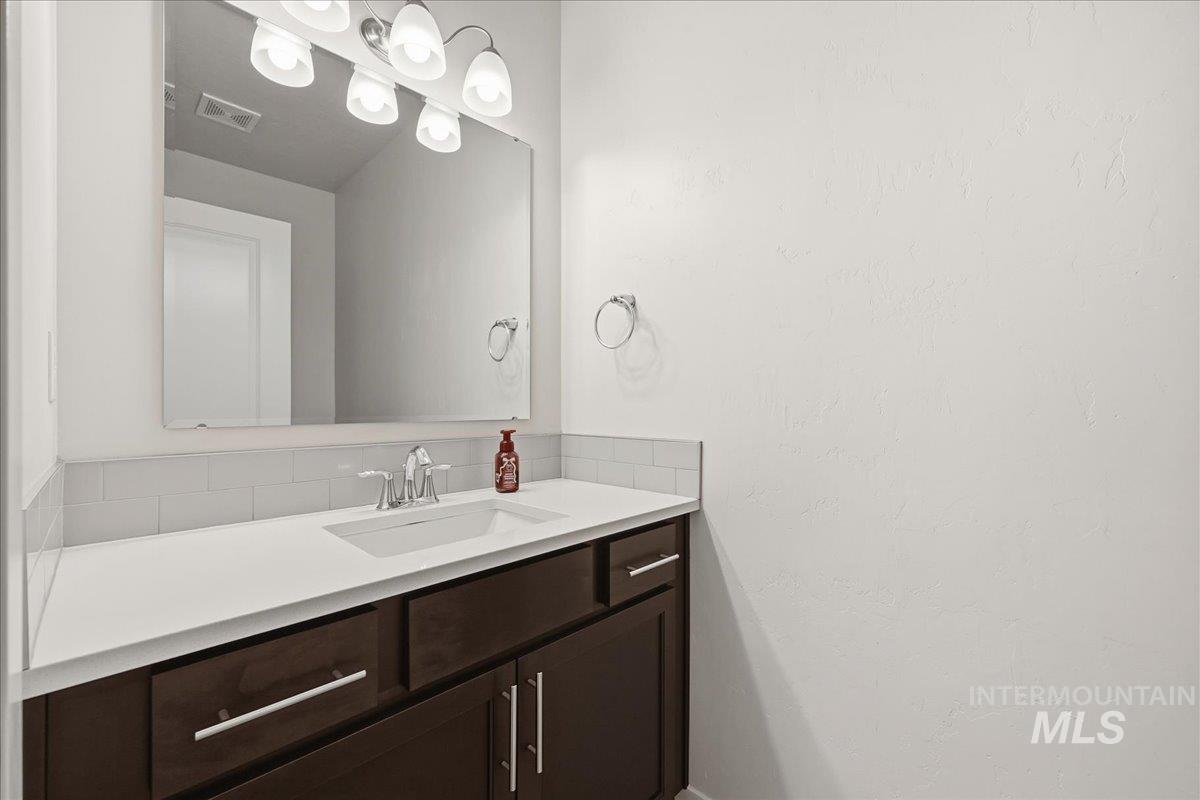 1297 W Santiago St, Meridian, Idaho 83646, 4 Bedrooms, 2.5 Bathrooms, Residential For Sale, Price $499,900,MLS 98971514