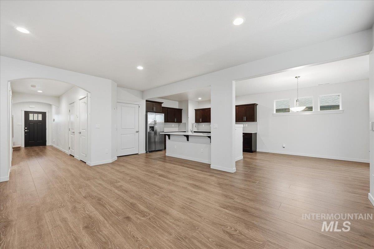 1297 W Santiago St, Meridian, Idaho 83646, 4 Bedrooms, 2.5 Bathrooms, Residential For Sale, Price $499,900,MLS 98971514