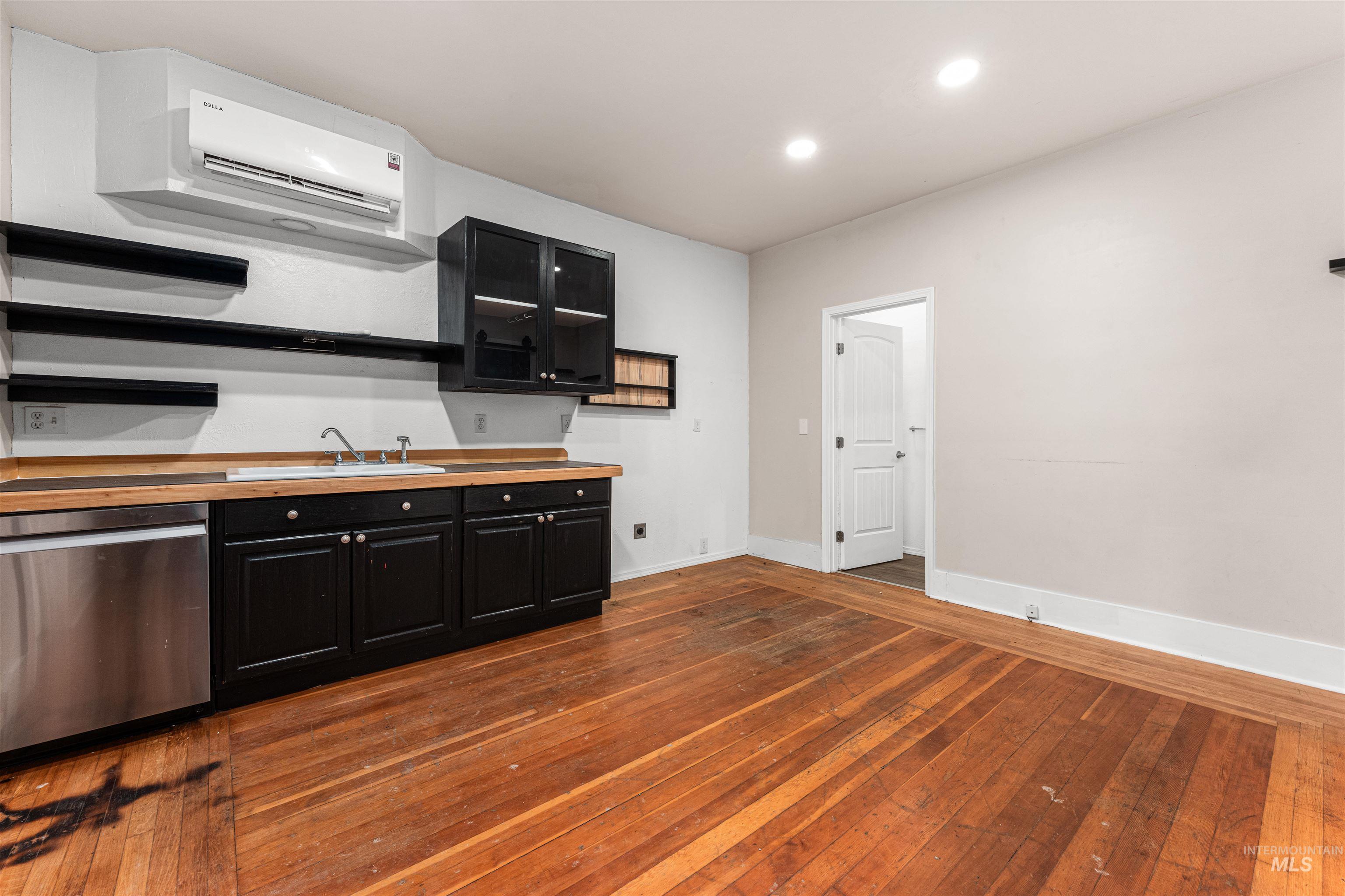 424 3rd St S, Nampa, Idaho 83651, Business/Commercial For Sale, Price $100,000,MLS 98971518